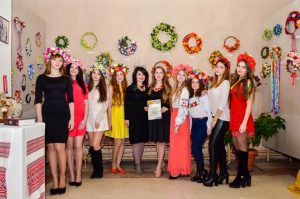 Філологи – переможці міського фотоконкурсу «Молоде обличчя України»